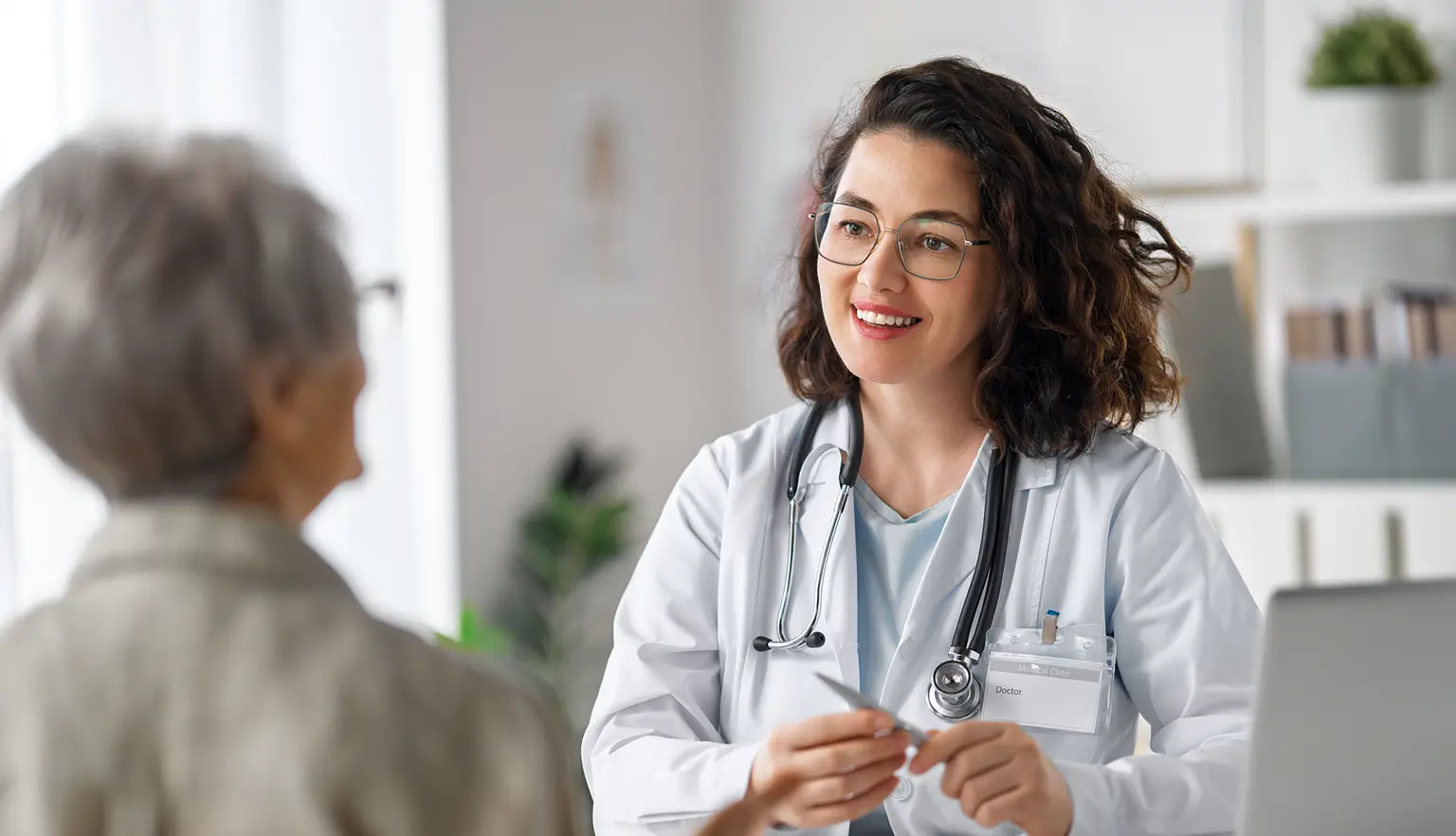 Patient With Doctor Pulmonary Congestion Doctor Consultation